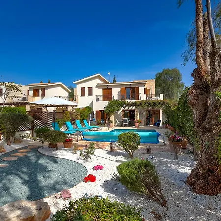 2 Bedroom Loukia With Private Pool And Gardens, Aphrodite Hills * Kouklia