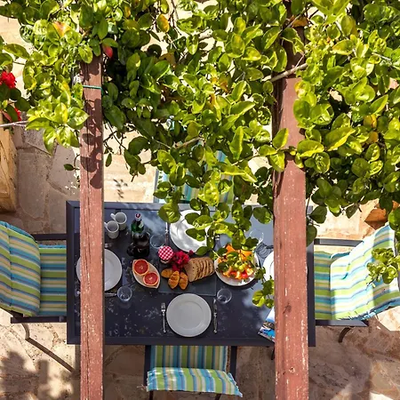 2 Bedroom Loukia With Private Pool And Gardens, Aphrodite Hills