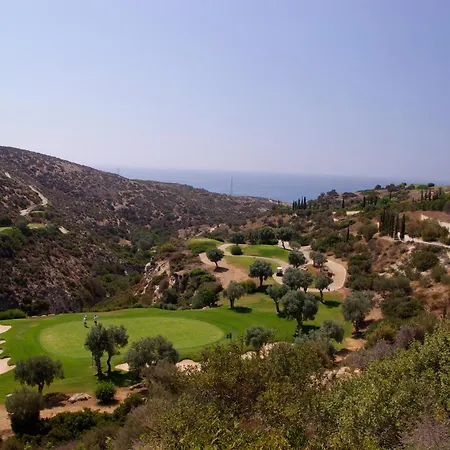 2 Bedroom Loukia With Private Pool And Gardens, Aphrodite Hills Kouklia