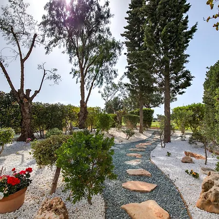 2 Bedroom Loukia With Private Pool And Gardens, Aphrodite Hills Villa Kouklia