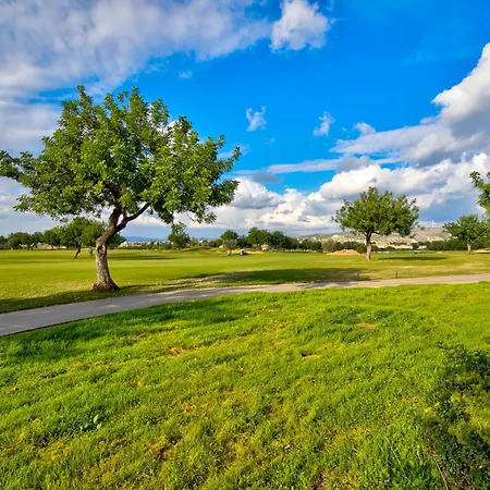 2 Bedroom Loukia With Private Pool And Gardens, Aphrodite Hills Kuklia