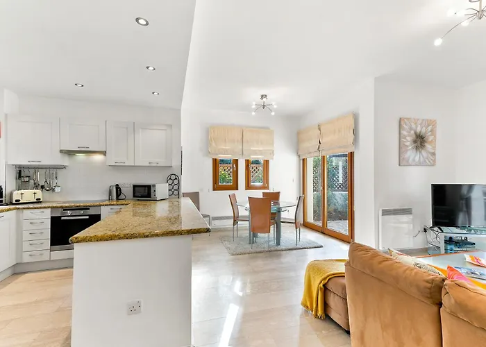 2 Bedroom Loukia With Private Pool And Gardens, Aphrodite Hills