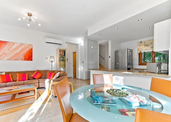 Villa 2 Bedroom Loukia With Private Pool And Gardens, Aphrodite Hills