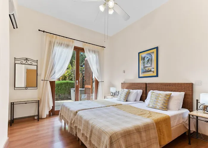 2 Bedroom Loukia With Private Pool And Gardens, Aphrodite Hills * Kouklia