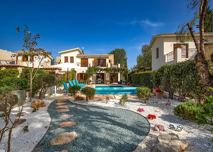 2 Bedroom Loukia With Private Pool And Gardens, Aphrodite Hills * Kouklia